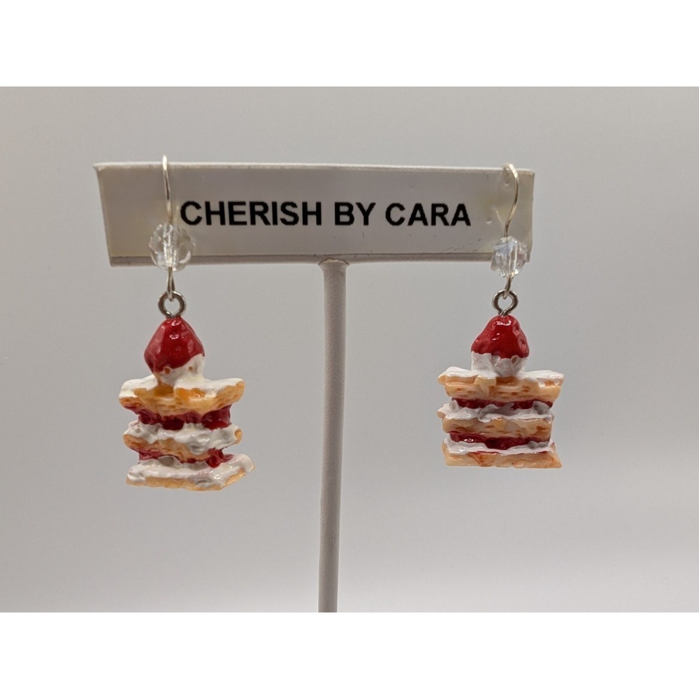 Strawberry Shortcake 3D Dangle Hook Earrings Red Beige Clear Bead NWOT - Picture 4 of 4